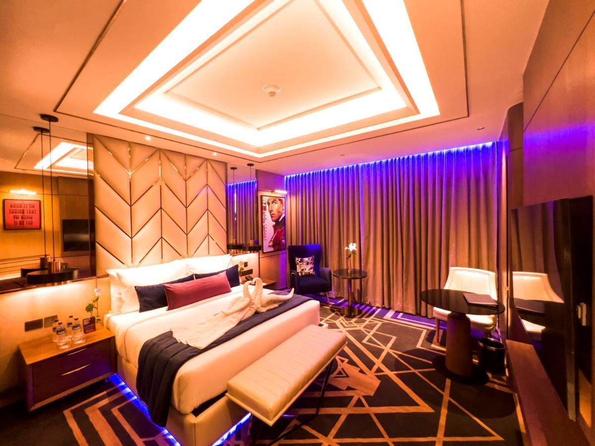 Planet Hollywood Thane Eksteriør billede