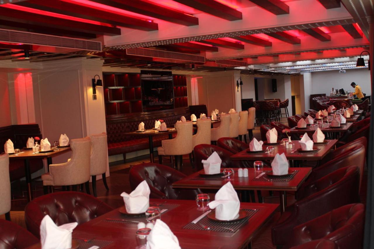 Planet Hollywood Thane Eksteriør billede